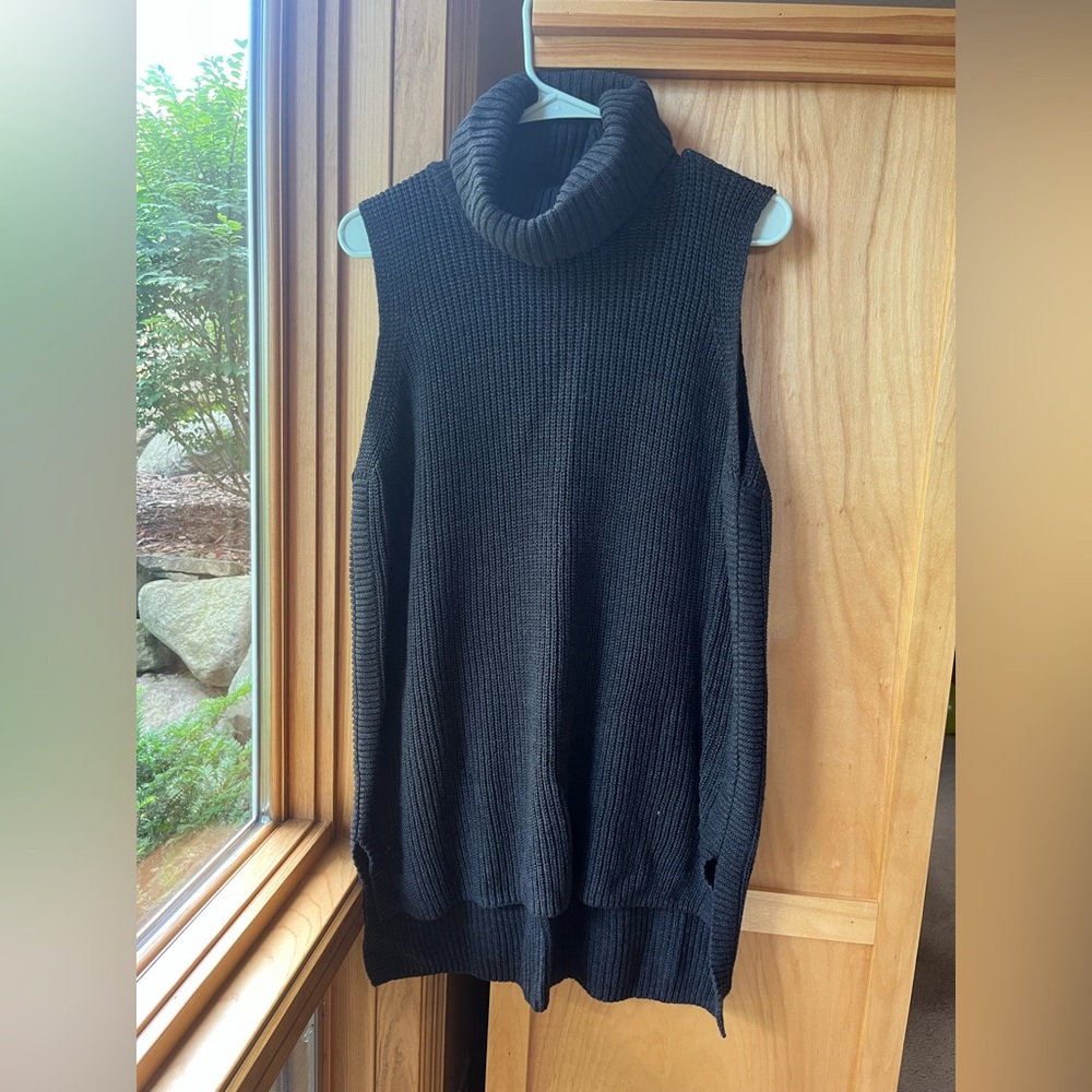 Turtle neck black sleeveless sweater dress, XL